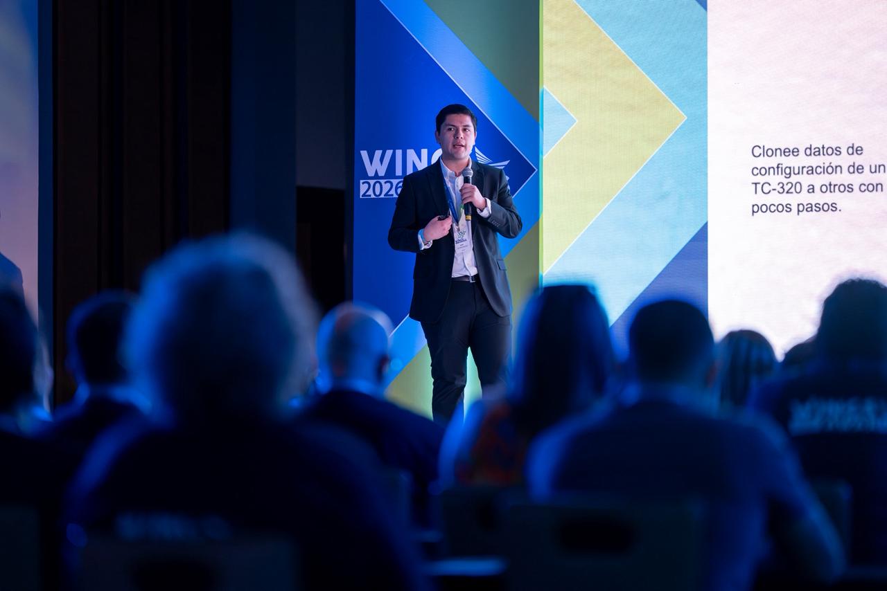 Juan Manuel, ingeniero de preventa Hytera México